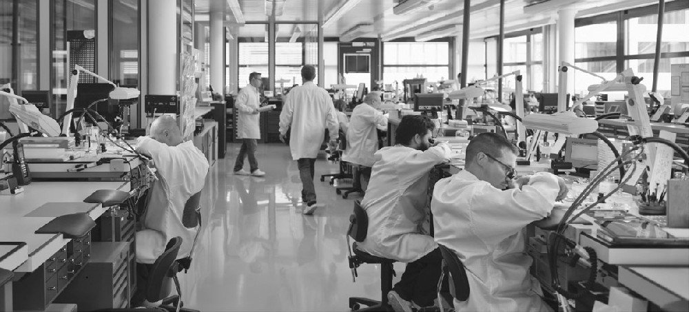 梅花手表维修服务中心